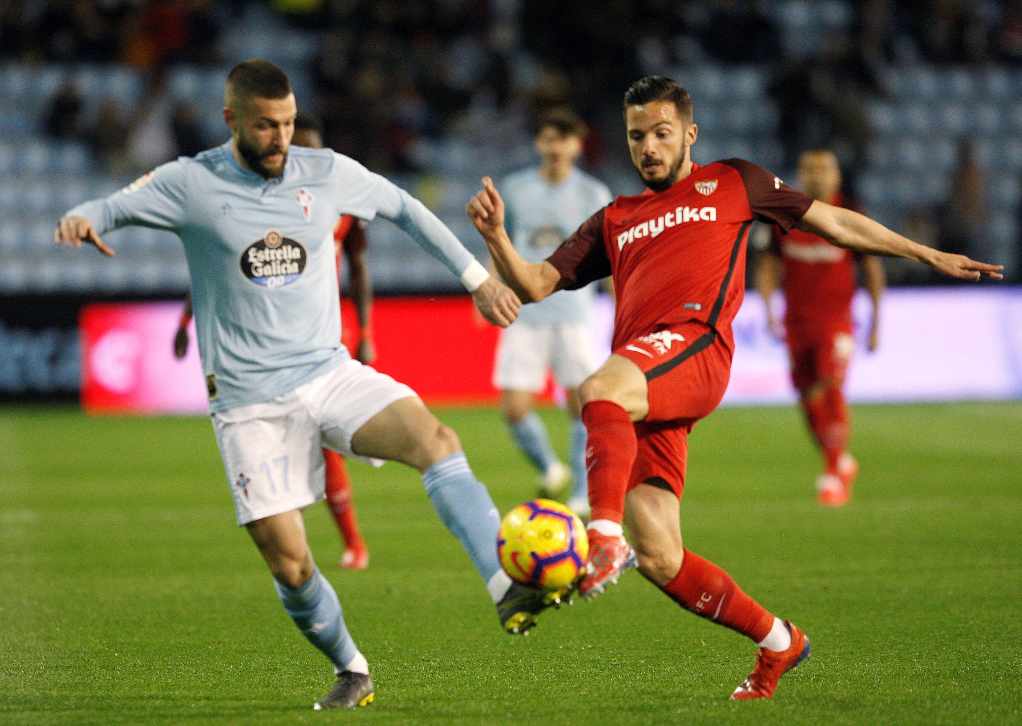 他们都表现 他们都表现