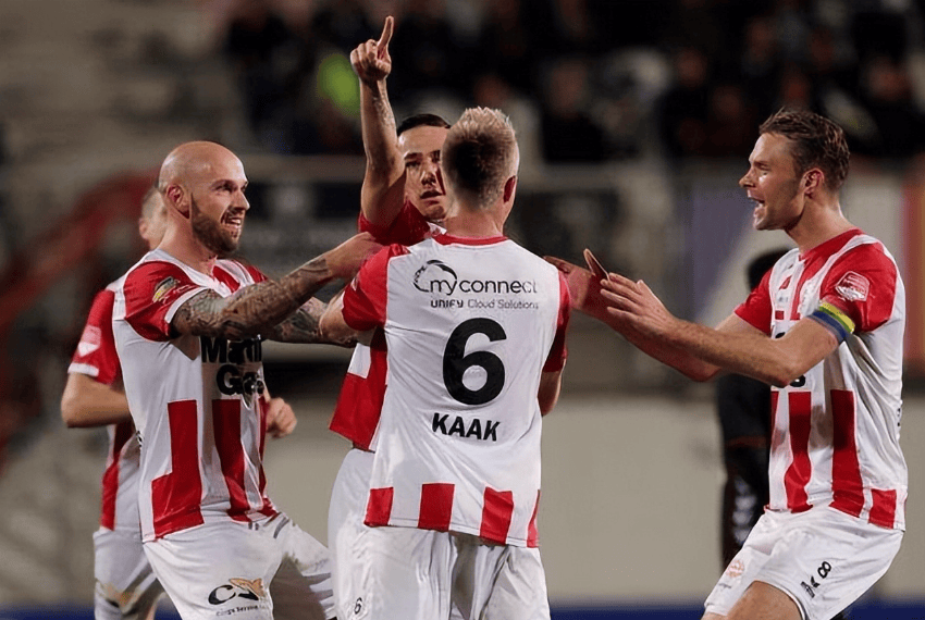 飞跃而起 飞跃而起